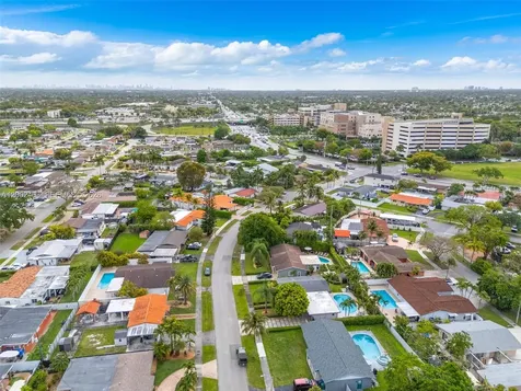 12009 SW 39th Terrace Miami FL 33175