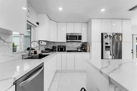 12009 SW 39th Terrace Miami FL 33175