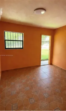 185 NW 82nd Street Miami FL 33150