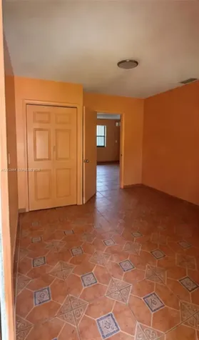 185 NW 82nd Street Miami FL 33150