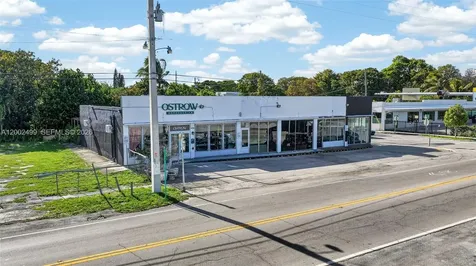 Restaurant For Sale Near Midtown/ Design District Miami FL 33137