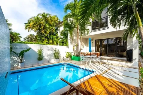 2766 SW 33rd Avenue Miami FL 33133