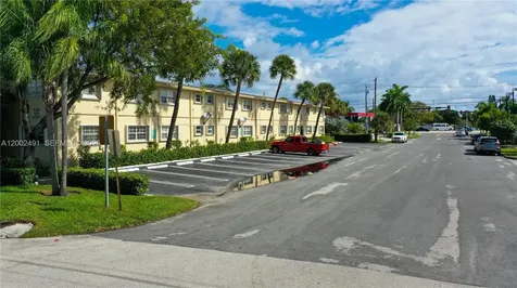 2900 NE 17th Avenue Pompano Beach FL 33064