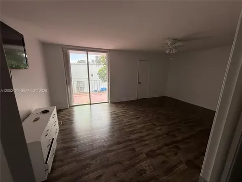 2606 NE 10 Street Hallandale Beach FL 33009