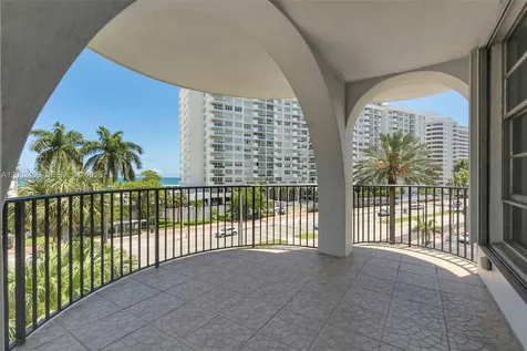5660 Collins Avenue Miami Beach FL 33140