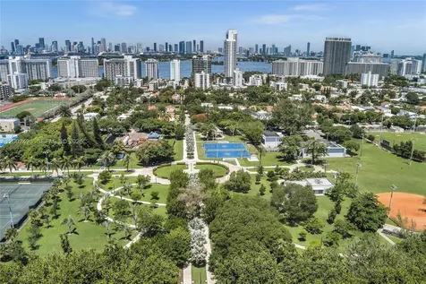 940 Michigan Avenue Miami Beach FL 33139