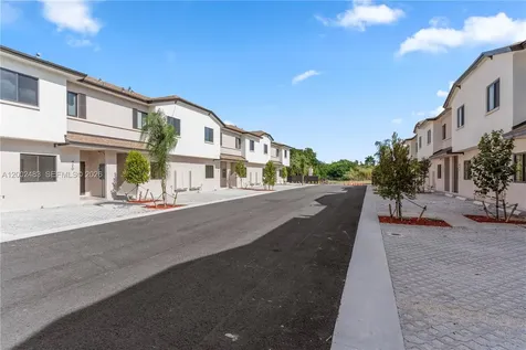 412 SW 1st Street Florida City FL 33034