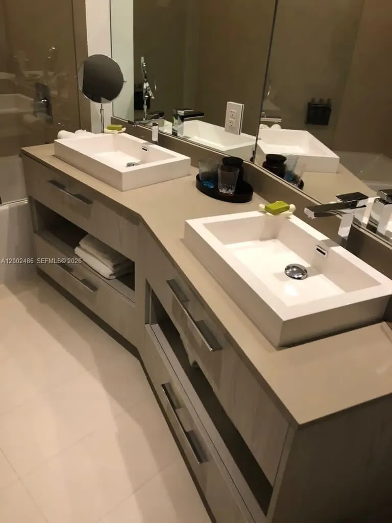 4111 S Ocean Drive Hollywood FL 33019