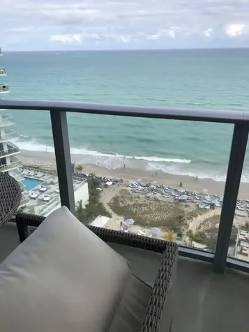 4111 S Ocean Drive Hollywood FL 33019