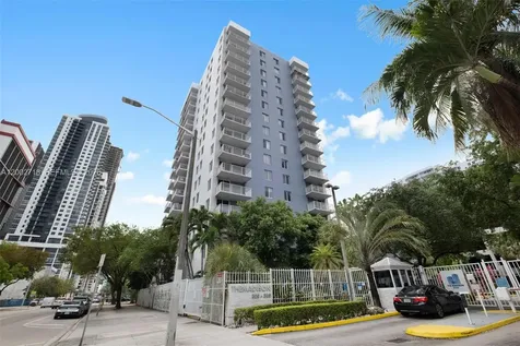 800 N Miami Avenue Miami FL 33136