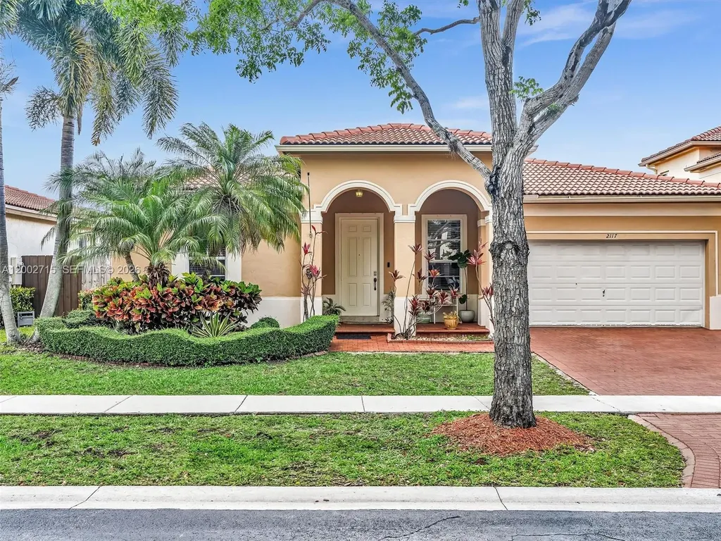 2117 NE 40th Road Homestead FL 33033