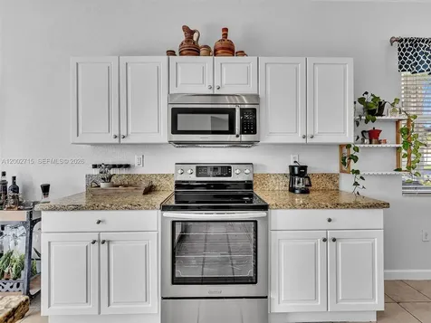 2117 NE 40th Road Homestead FL 33033
