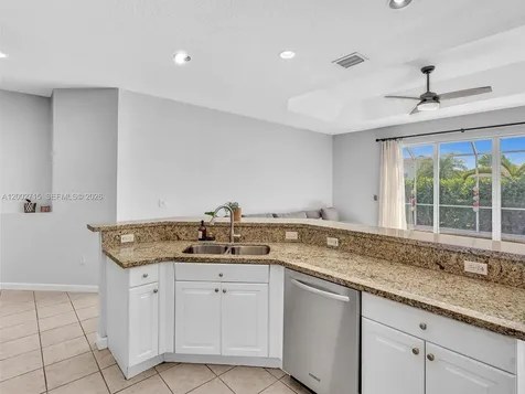 2117 NE 40th Road Homestead FL 33033