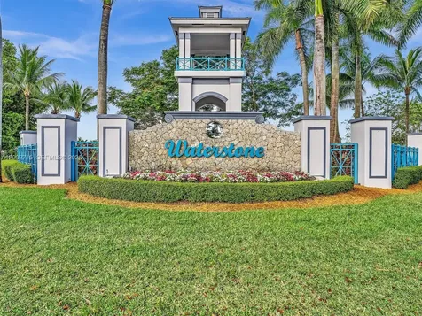 2117 NE 40th Road Homestead FL 33033