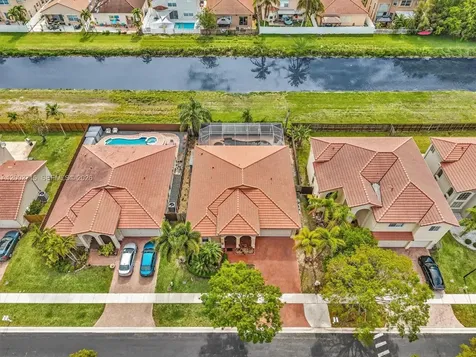 2117 NE 40th Road Homestead FL 33033