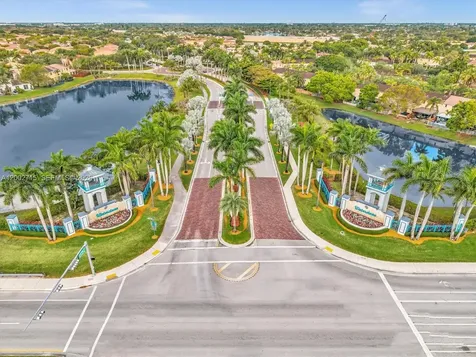 2117 NE 40th Road Homestead FL 33033