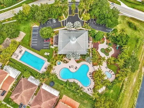 2117 NE 40th Road Homestead FL 33033