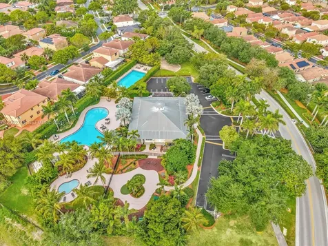2117 NE 40th Road Homestead FL 33033