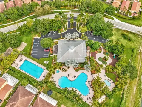 2117 NE 40th Road Homestead FL 33033