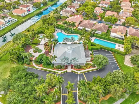 2117 NE 40th Road Homestead FL 33033