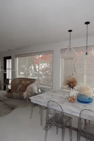 2272 SW 11th Terrace Miami FL 33135