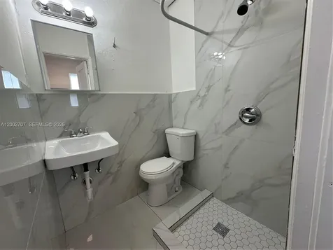 480 SW 10th Street Miami FL 33130