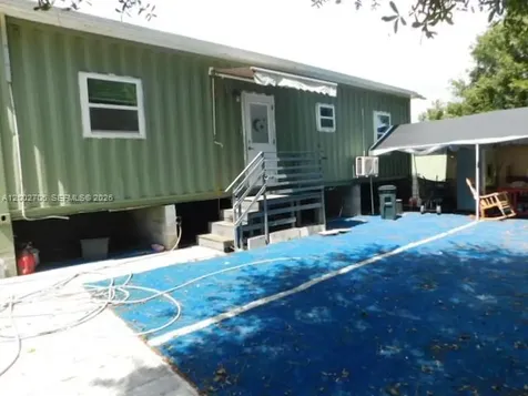 551 Avenue Del Sur Clewiston FL 33440
