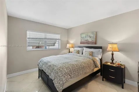 1000 Hillcrest Court Hollywood FL 33021