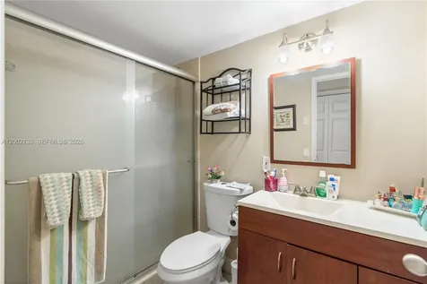 1000 Hillcrest Court Hollywood FL 33021