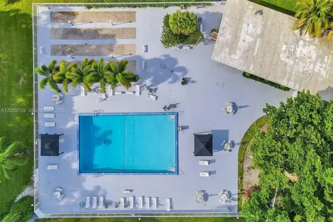 1000 Hillcrest Court Hollywood FL 33021