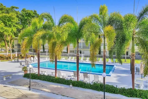 1000 Hillcrest Court Hollywood FL 33021