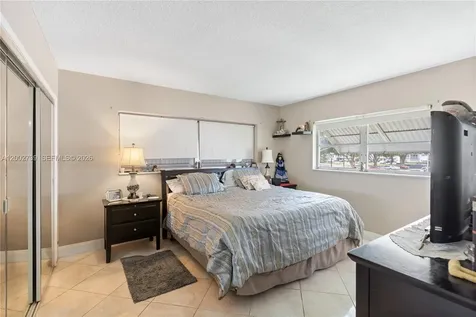 1000 Hillcrest Court Hollywood FL 33021