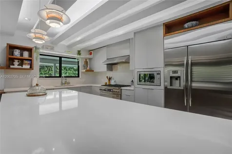 2140 NE 190th Terrace Miami FL 33179