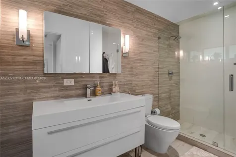 2140 NE 190th Terrace Miami FL 33179