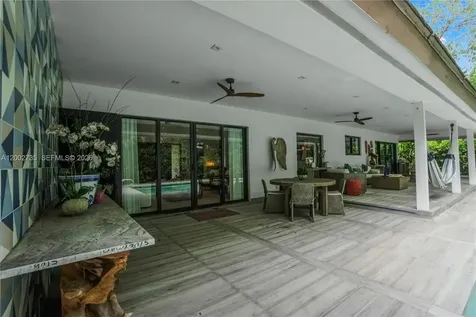 2140 NE 190th Terrace Miami FL 33179