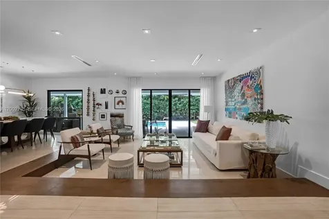 2140 NE 190th Terrace Miami FL 33179