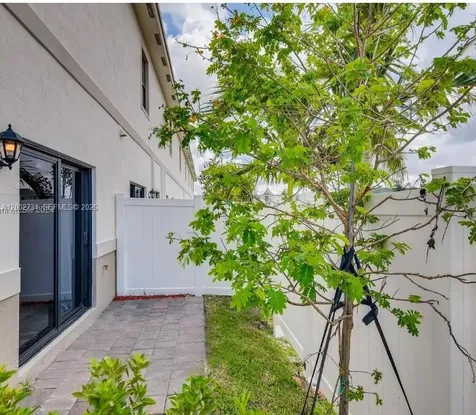 606 SW 12th Street Florida City FL 33034