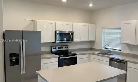 606 SW 12th Street Florida City FL 33034