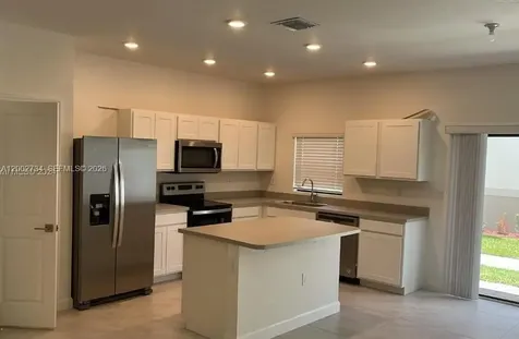 606 SW 12th Street Florida City FL 33034