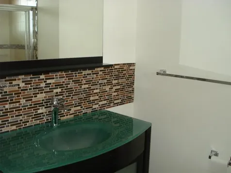 7933 West Drive North Bay Village FL 33141