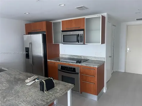 185 SW 7th Street Miami FL 33130