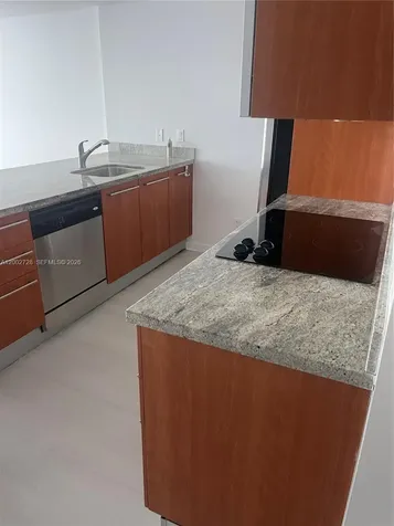 185 SW 7th Street Miami FL 33130