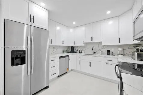 14760 S Spur Drive Miami FL 33161