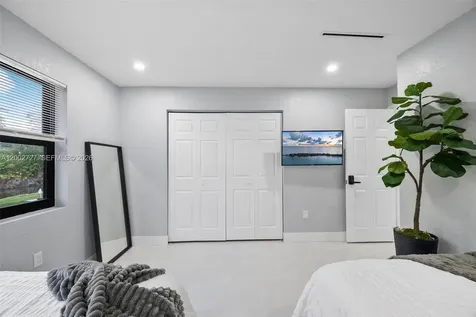 14760 S Spur Drive Miami FL 33161