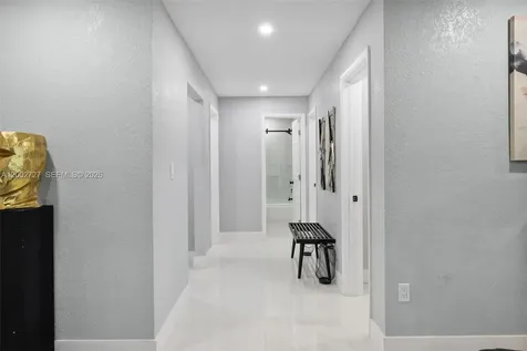 14760 S Spur Drive Miami FL 33161