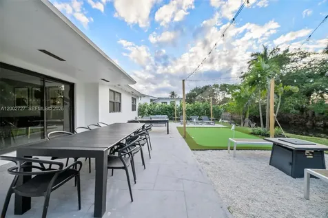 14760 S Spur Drive Miami FL 33161