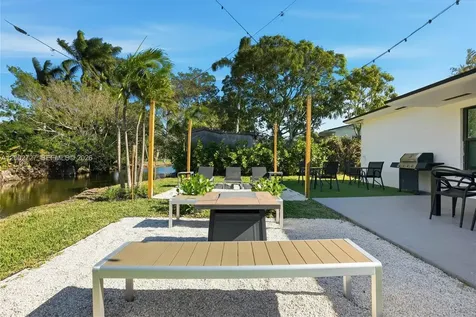 14760 S Spur Drive Miami FL 33161