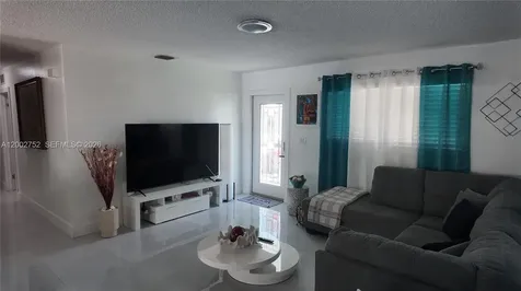 14525 SW 297th Terrace Homestead FL 33033