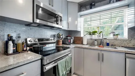 13918 SW 161st Terrace Miami FL 33177
