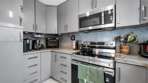 13918 SW 161st Terrace Miami FL 33177